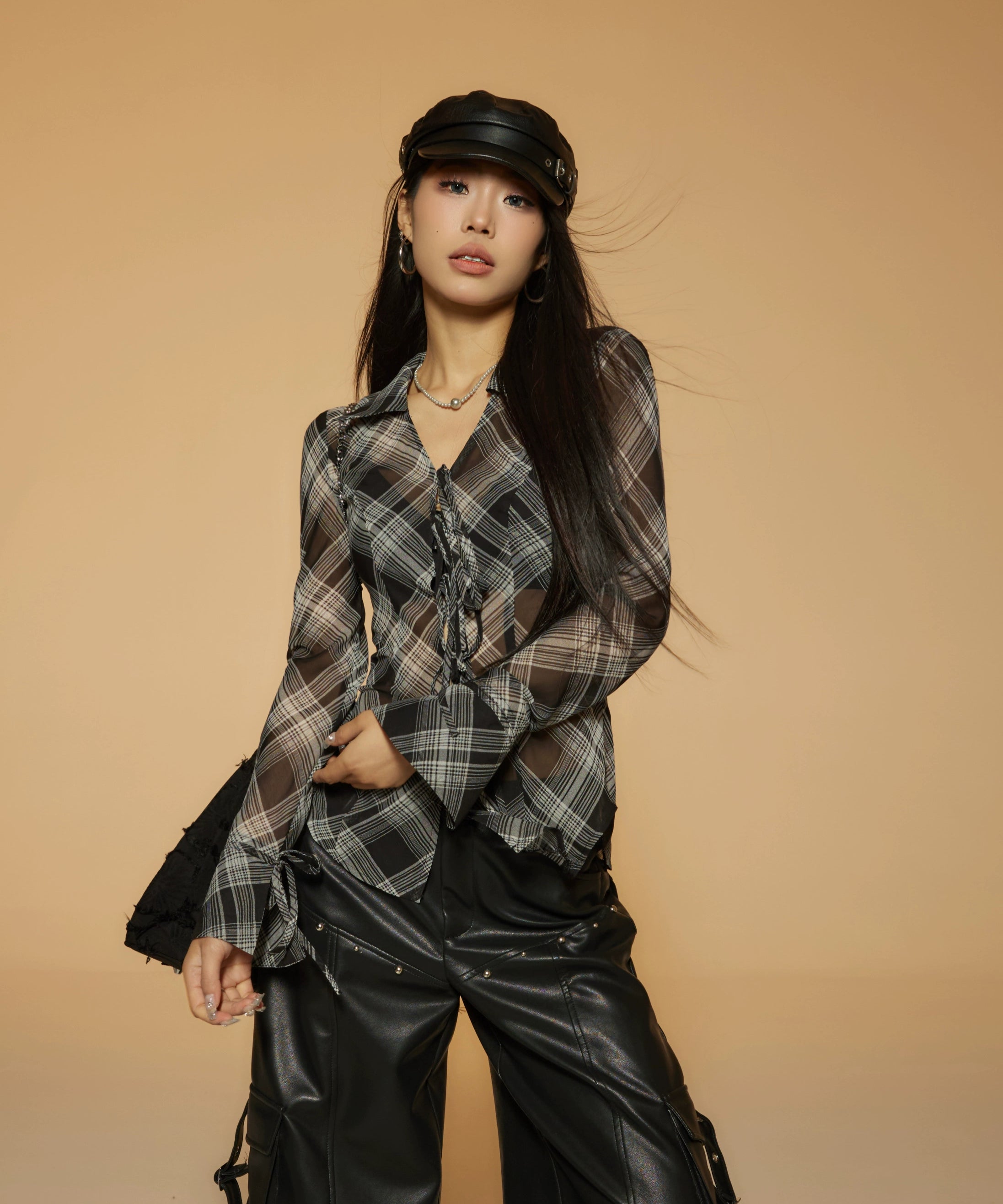 野生zerocircle 格子v领长袖衬衫女春修身显瘦绑带喇叭袖薄款上衣