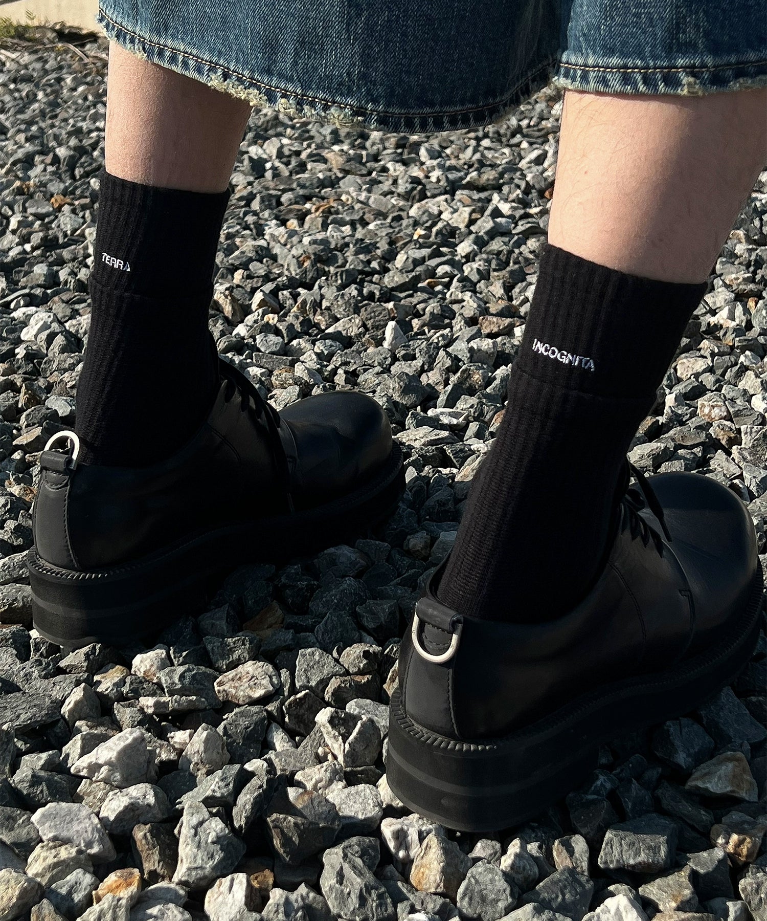 长绒棉吸汗透气黑白双色假两层品牌英文刺绣长袜TERRAINCOGNITA