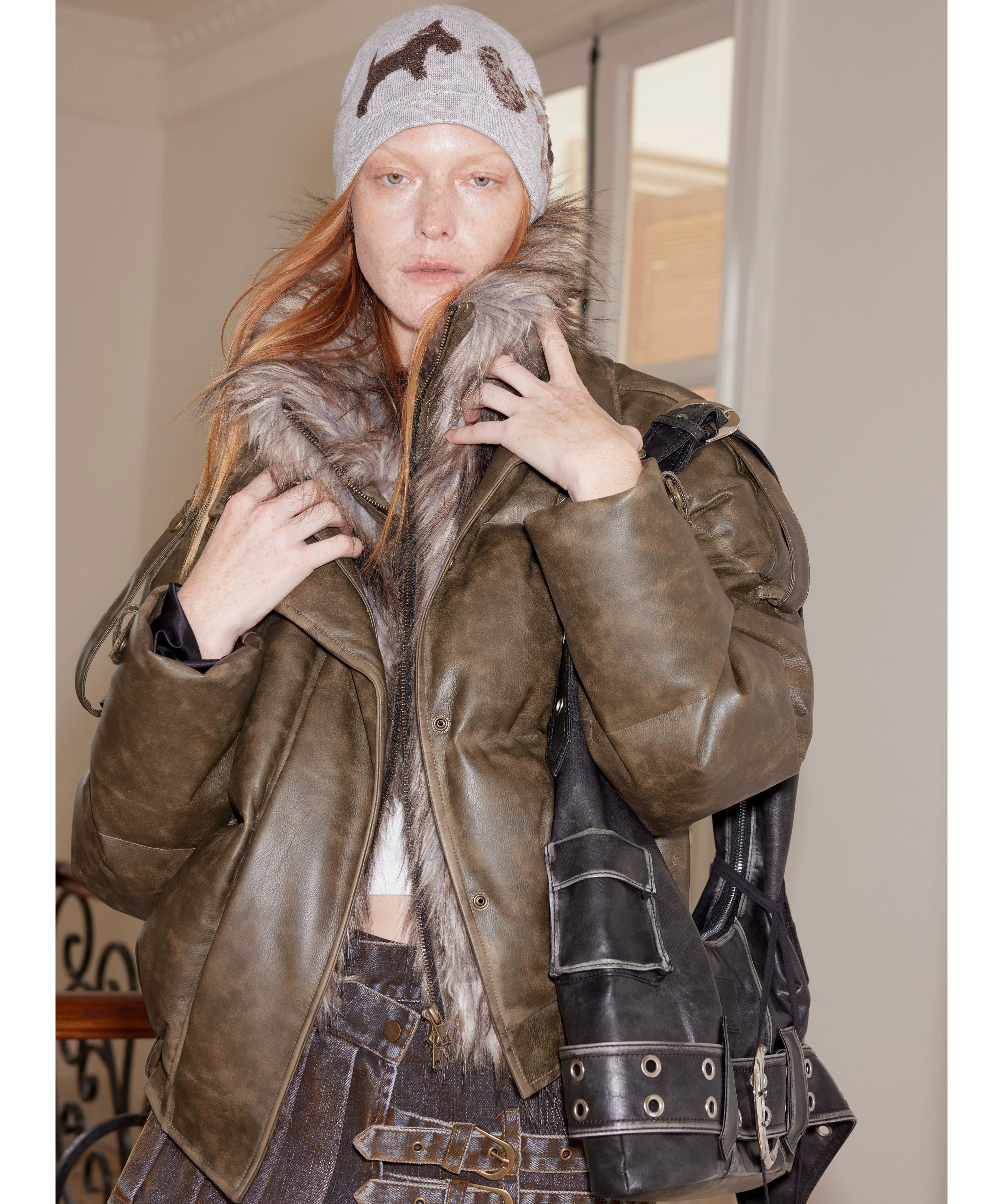 2th Desire大朵90白鸭绒美式复古皮草拼接冬季羽绒服女擦色机车风