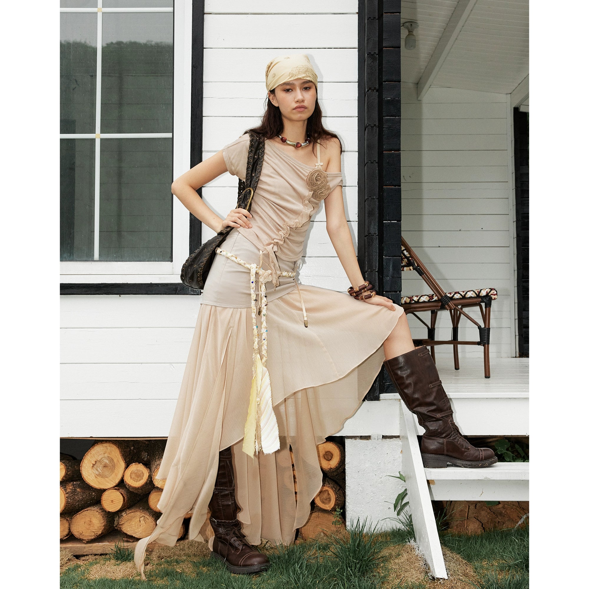 2th Desire不规则荷叶边花朵斜肩上衣女弹力露背绑带设计显瘦T恤