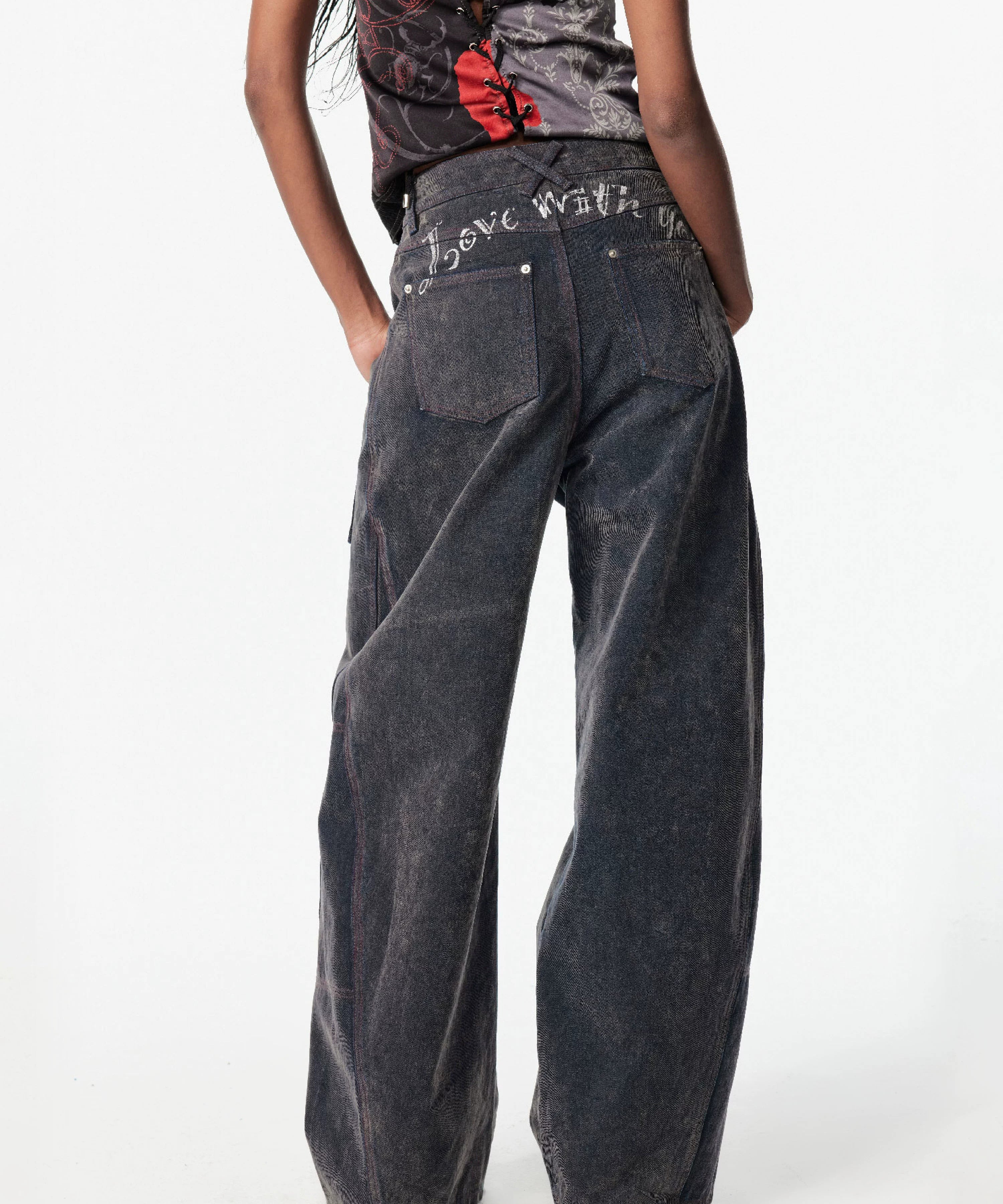 2th Desire复古水洗做旧撞色星星印花植绒廓形弯刀阔腿牛仔裤女