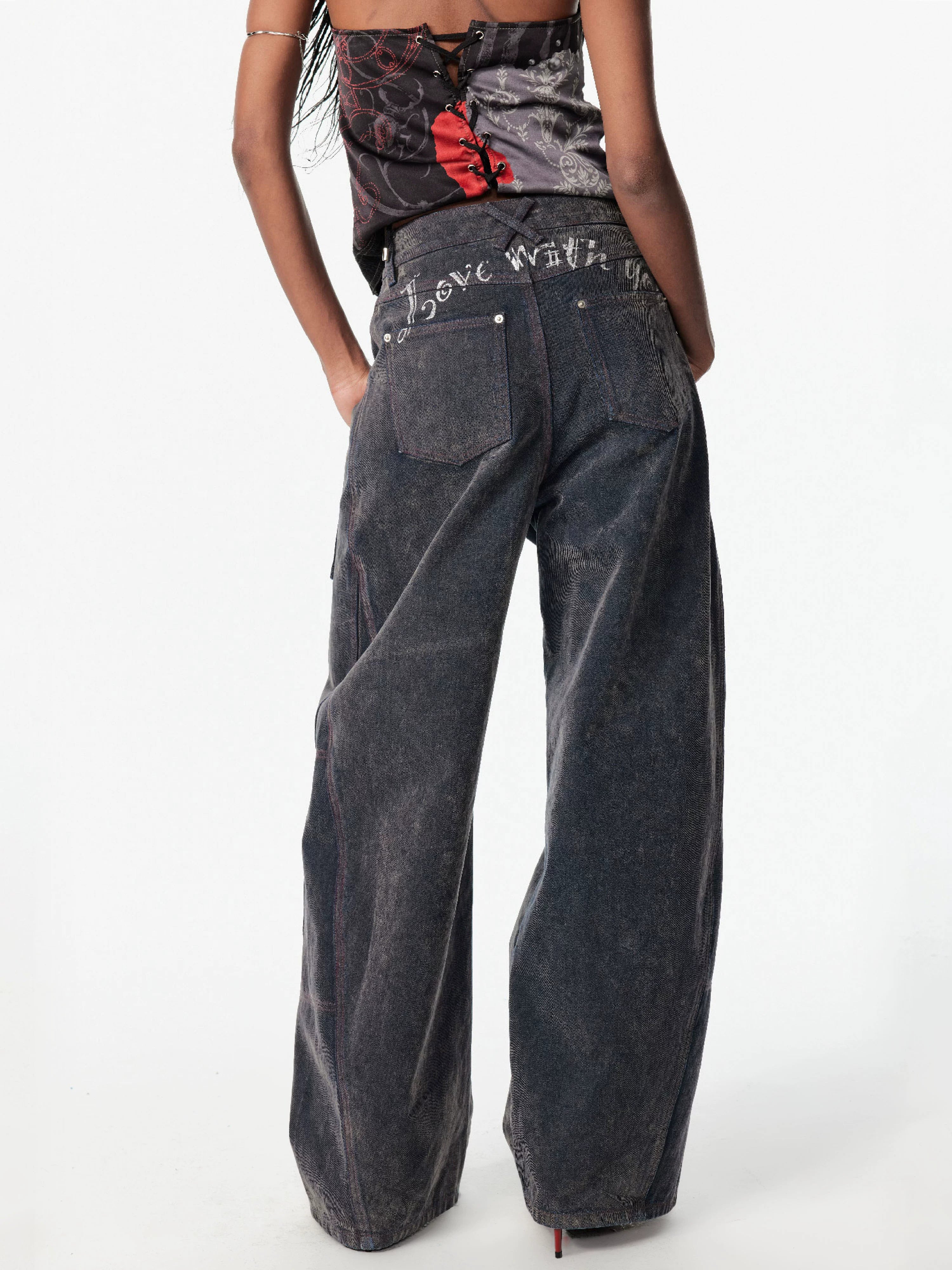 2th Desire复古水洗做旧撞色星星印花植绒廓形弯刀阔腿牛仔裤女