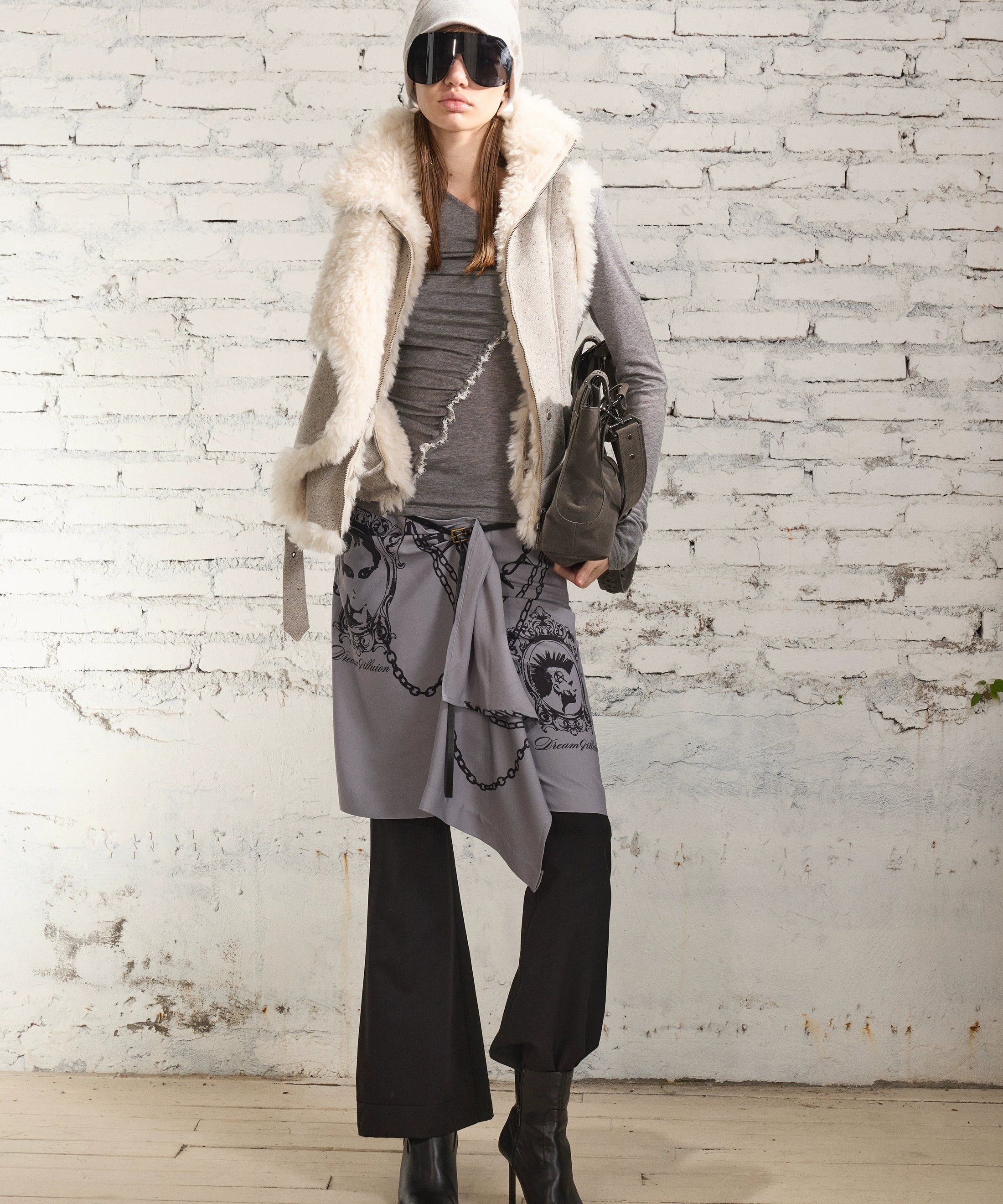 2th Desire复古时尚皮毛一体翻领羊毛马甲背心冬季新款羊羔毛外套