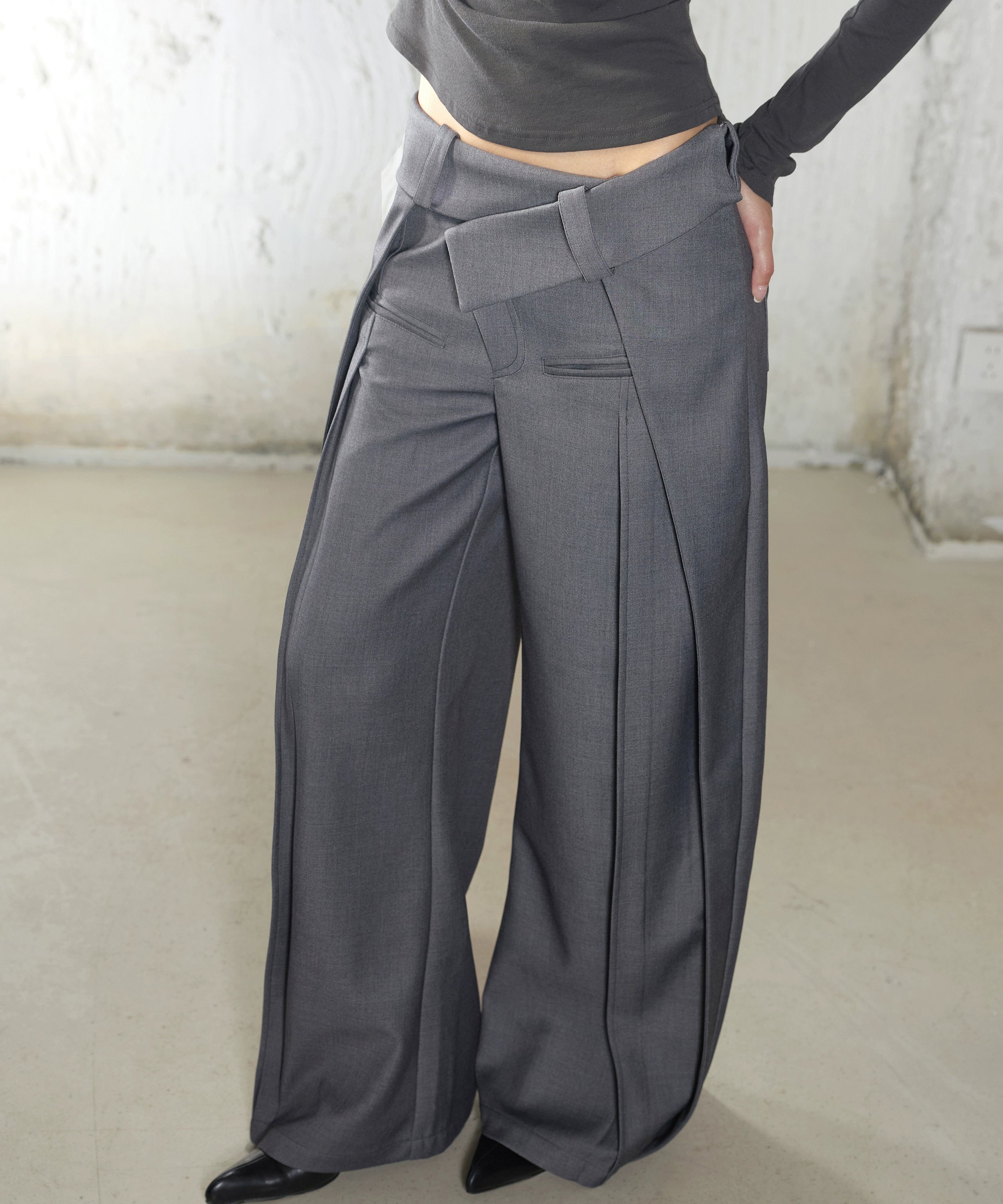 2th Desire时髦廓形翻折腰头不规则设计感直筒阔腿休闲显瘦长裤