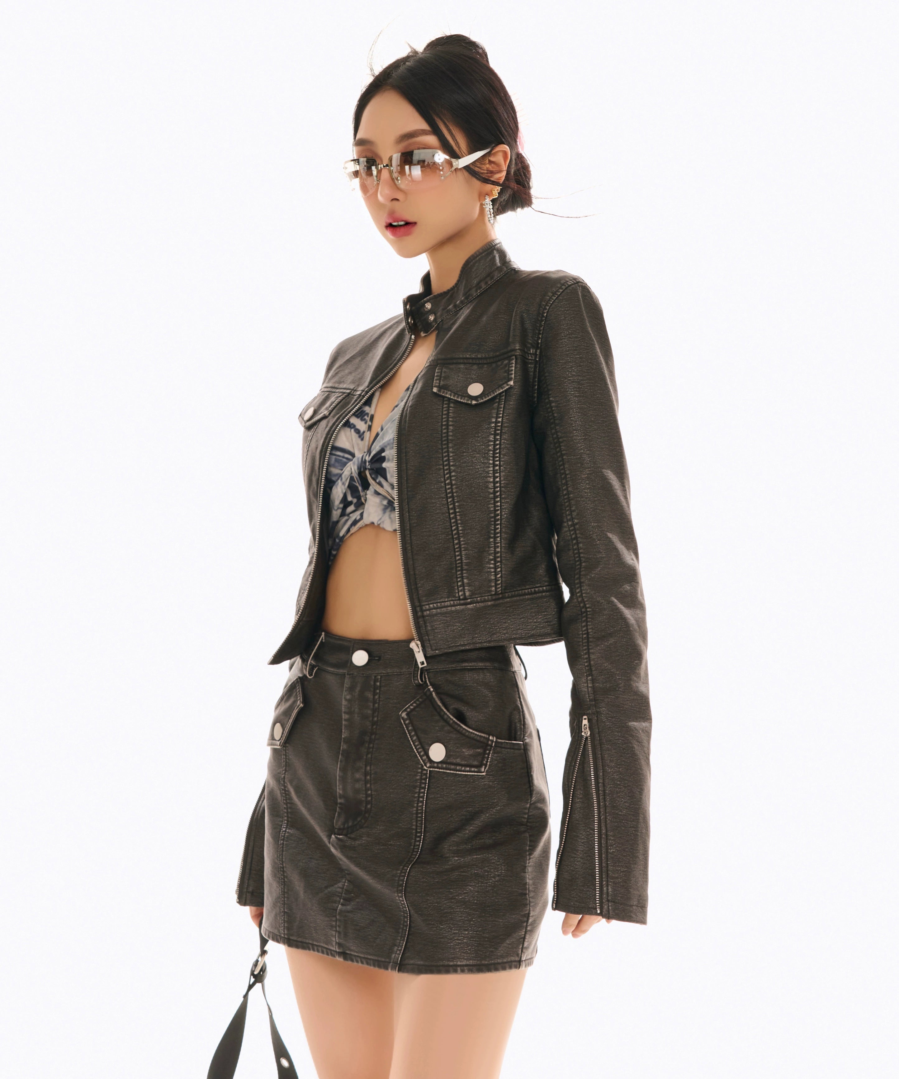 野生zerocircle 黑色立领正肩短款皮衣外套装女春a字显瘦半身裙子