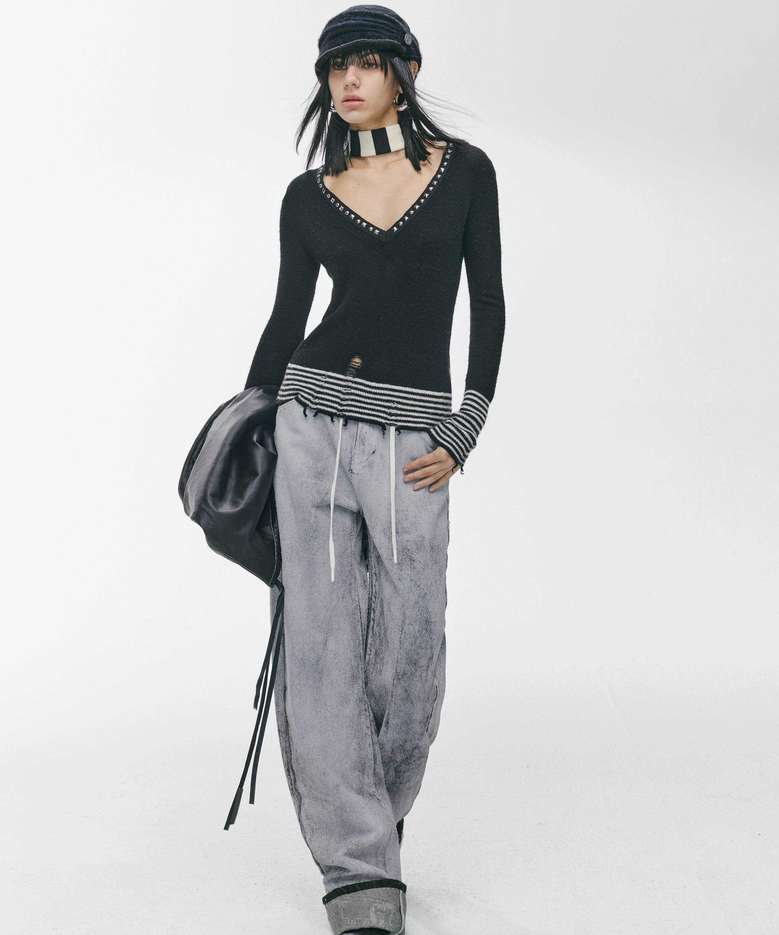 2th Desire原创朋克铆钉v领条纹拼接弹力修身打底羊毛针织衫上衣