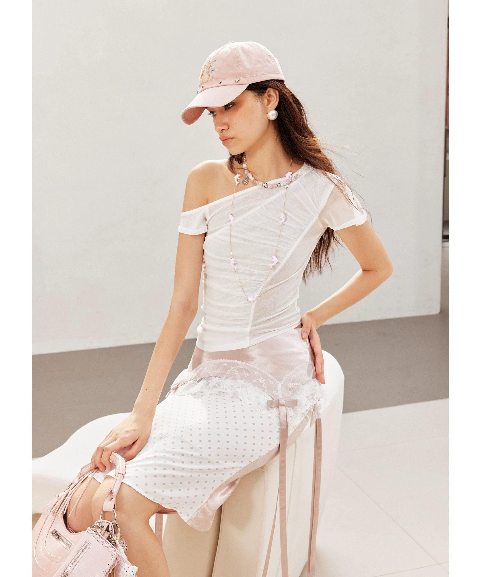 2th Desire可拆卸项链网纱拼接不对称荷叶边弹力修身斜肩短袖t恤