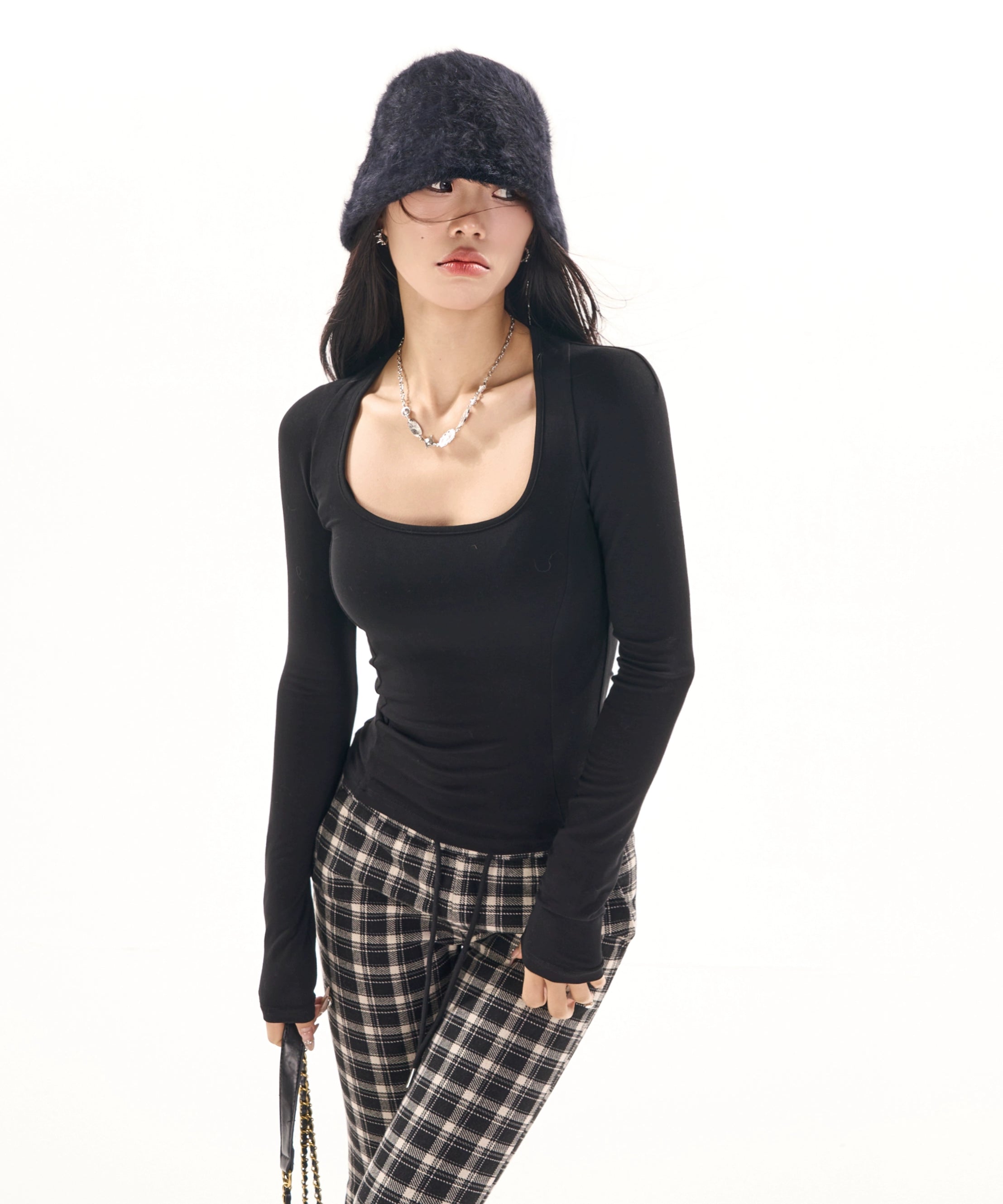 野生zerocircle 黑灰棕色u领打底衫女春秋季修身显瘦长袖针织上衣