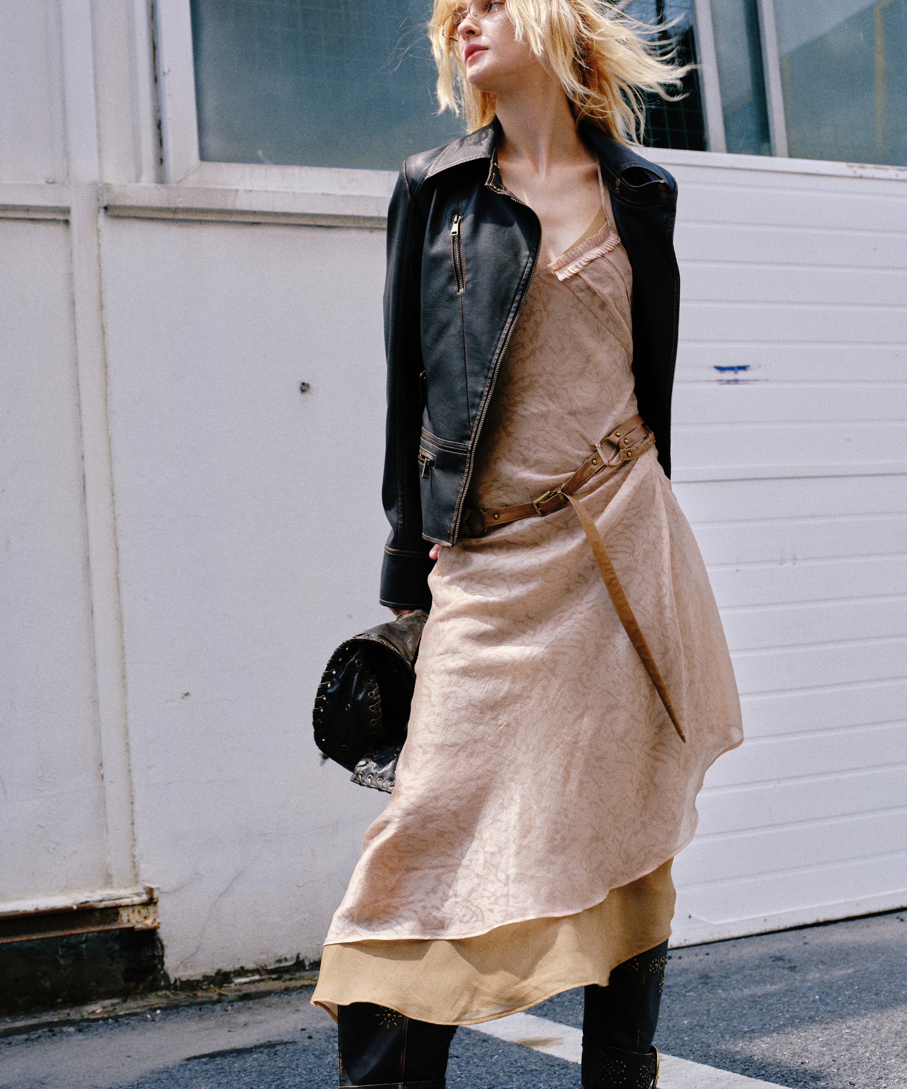 2th Desire原创复古印花双层不规则下摆挂脖吊带收腰长款连衣裙