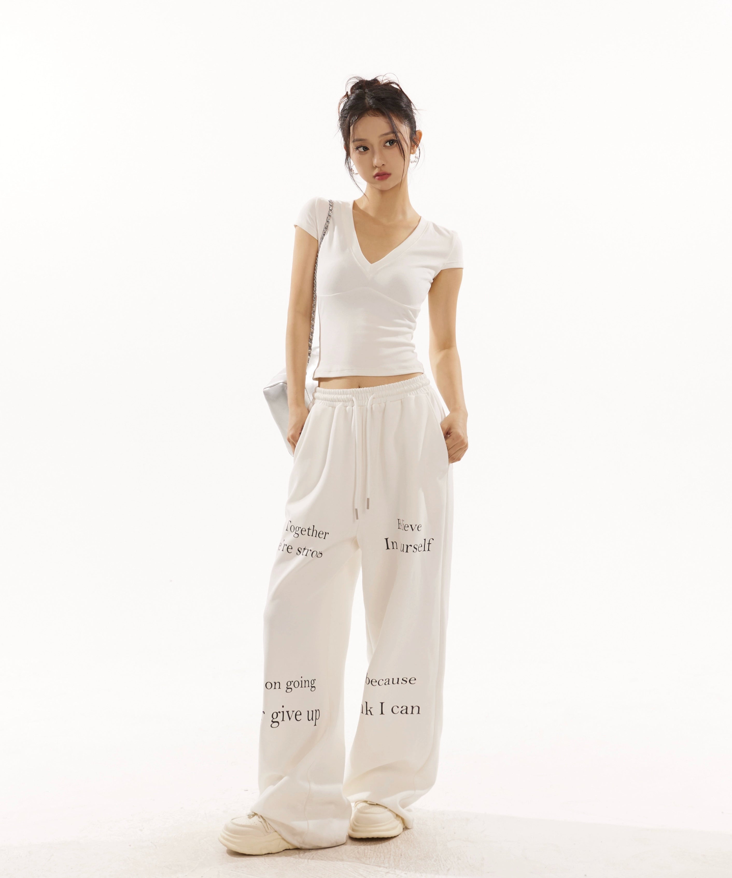 野生zero白黑灰色休闲裤女夏季低腰显瘦宽松慵懒风阔腿直筒卫裤子