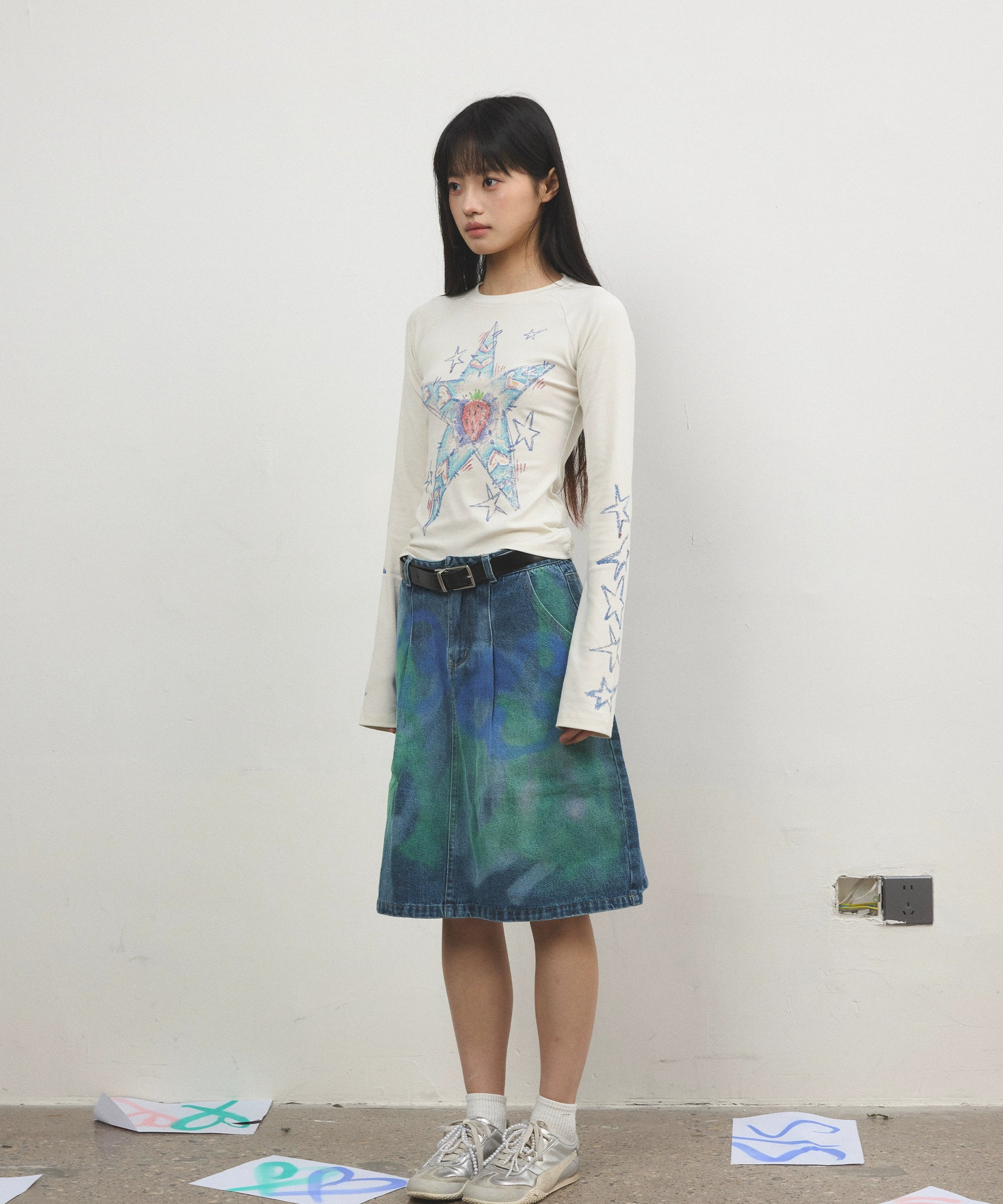 eeeeArtmonster“星星草莓多士”蜡笔手绘涂鸦长袖T恤辣妹打底衫