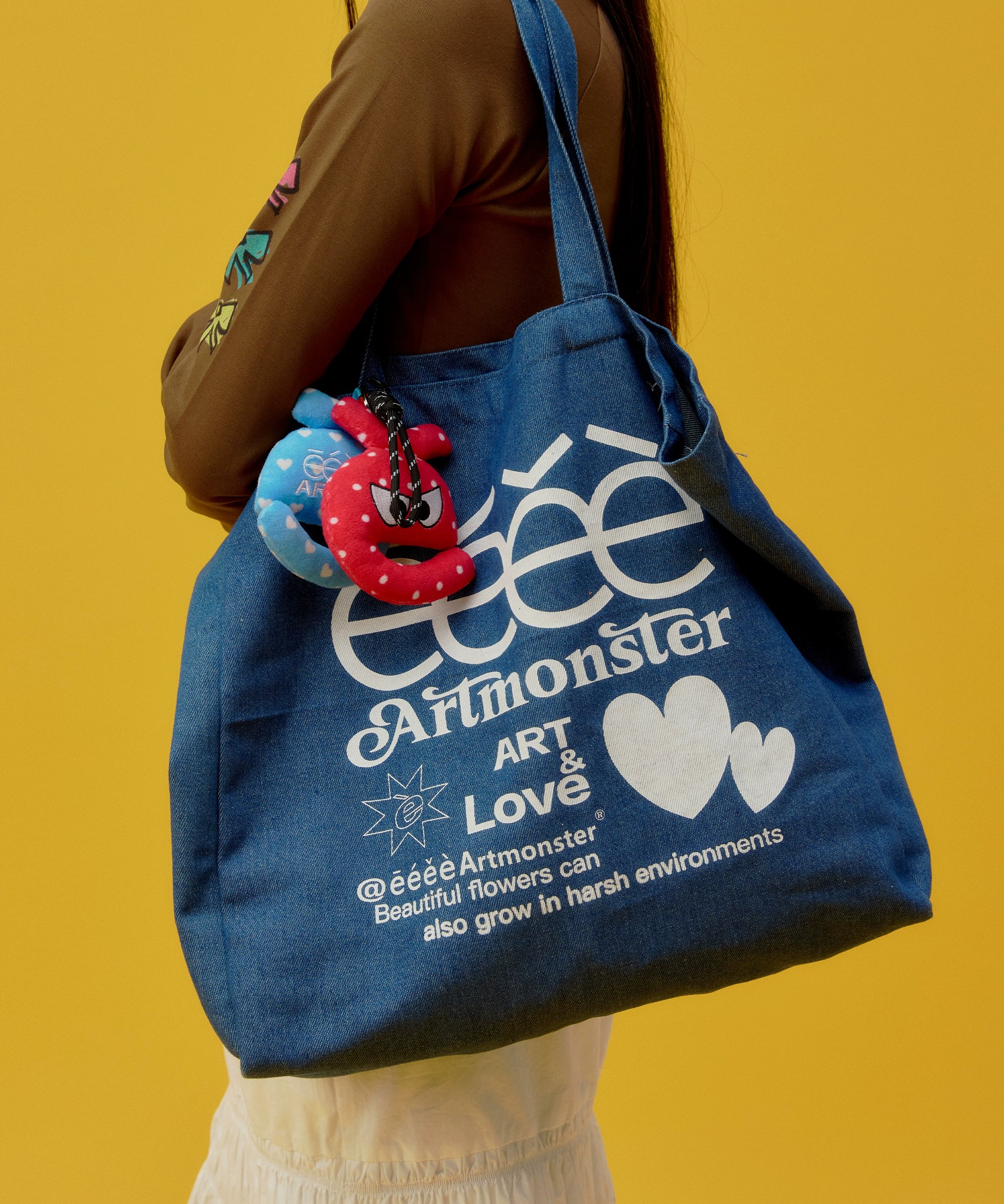eeeeArtmonster“百宝袋”蓝色单肩包拎包字母爱心帆布包通勤包