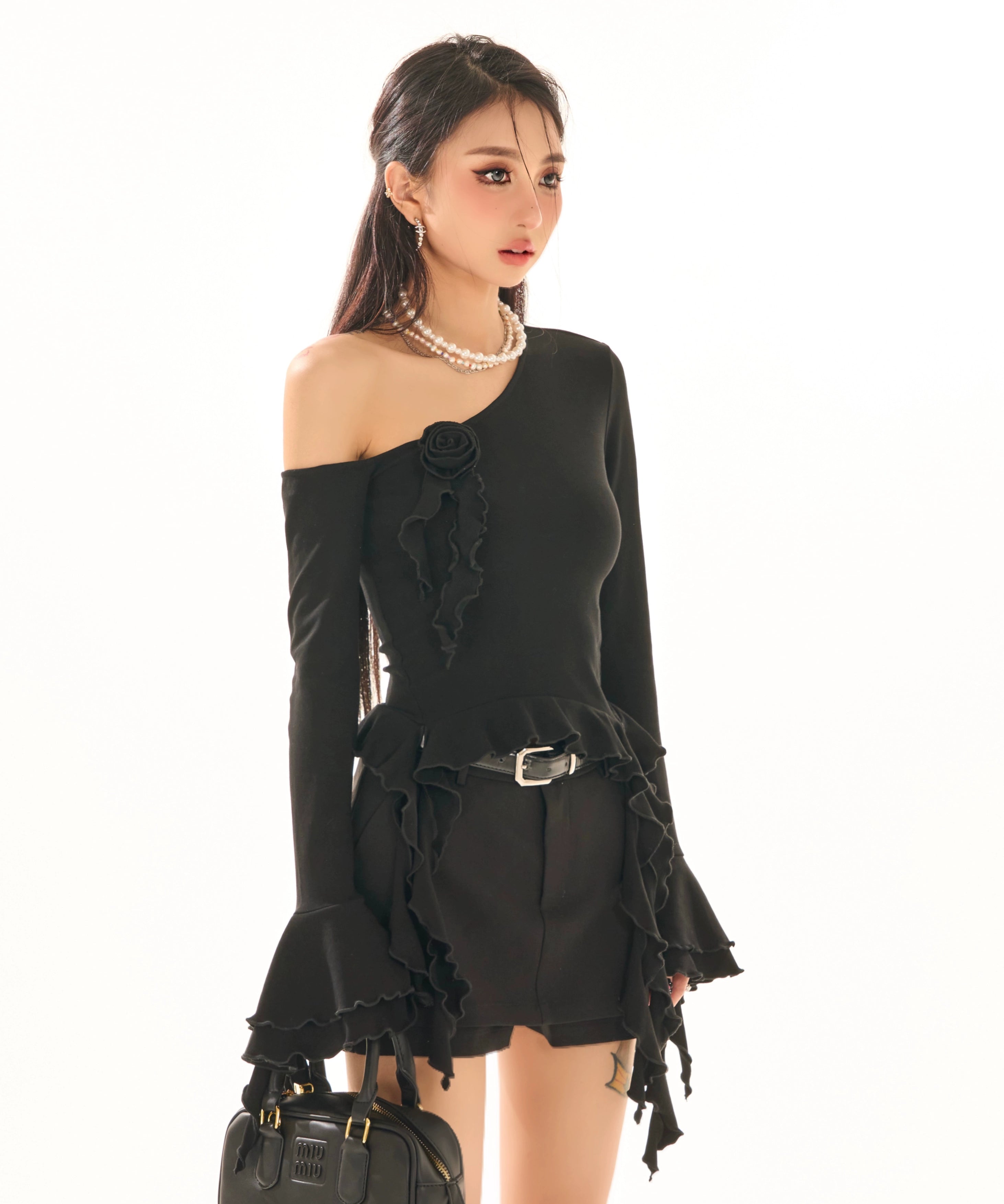 野生zerocircle 黑酒红色斜肩花朵长袖上衣女春夏辣妹修身显瘦t恤