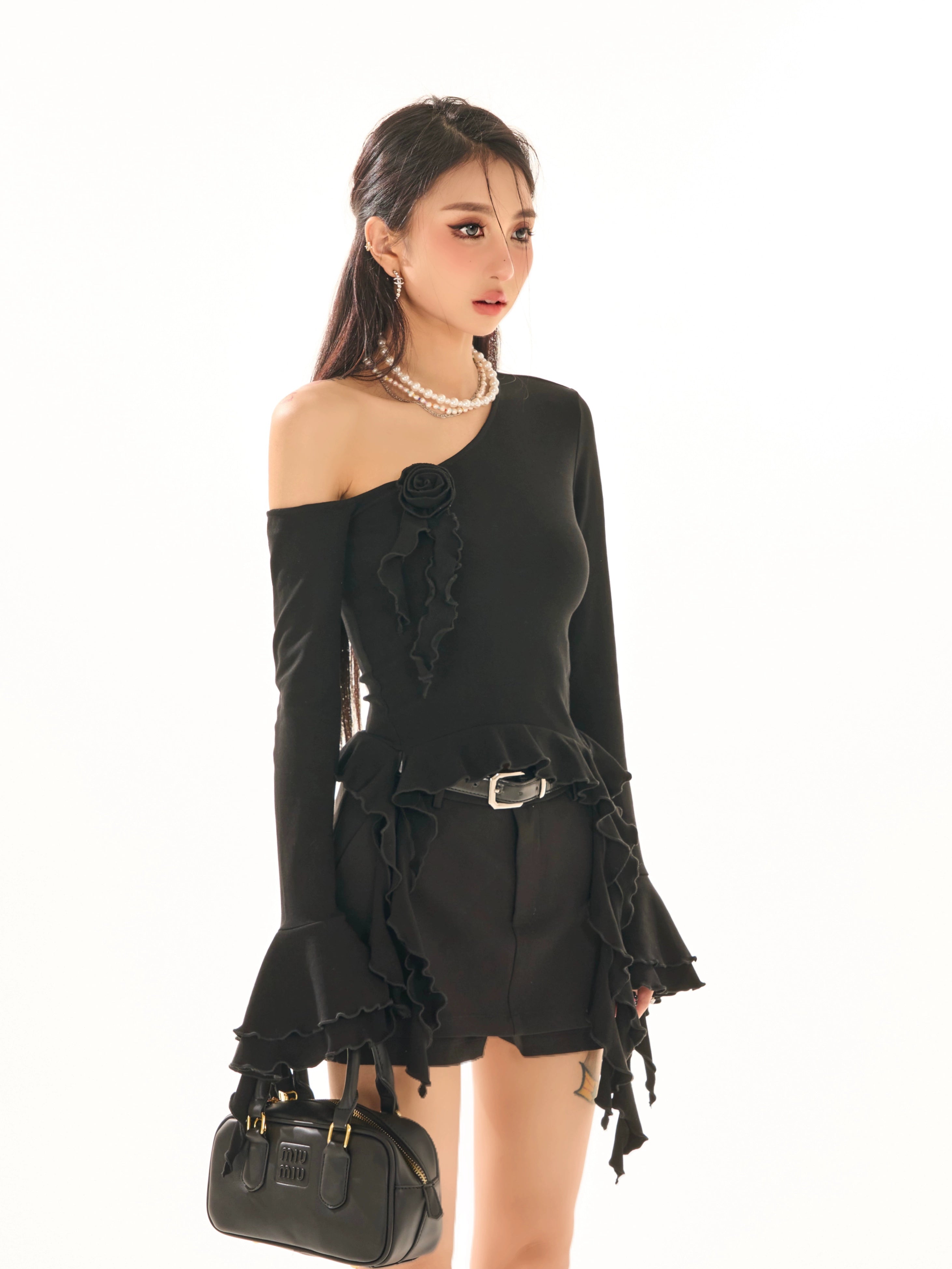 野生zerocircle 黑酒红色斜肩花朵长袖上衣女春夏辣妹修身显瘦t恤