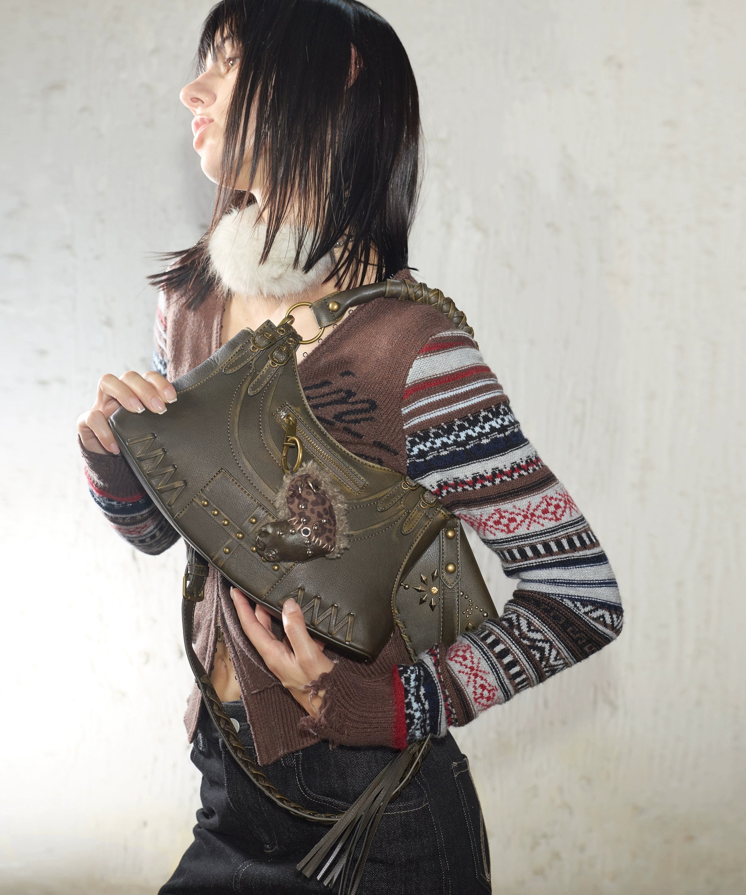 2th Desire原创手工编织独特设计感复古爱心毛毛豹纹铆钉包挂挂饰