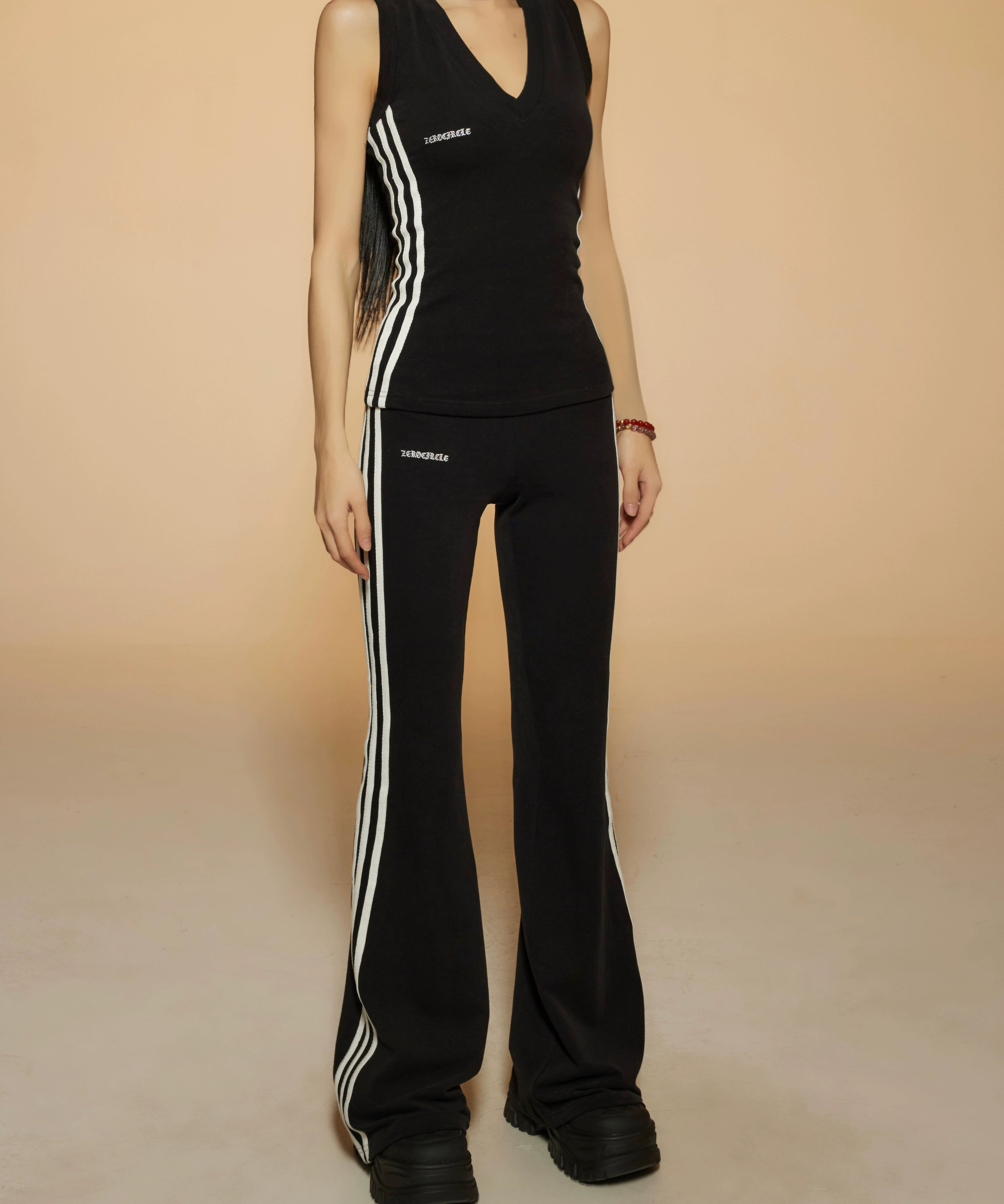 野生zero 运动辣妹套装女夏季季V领无袖修身显瘦背心喇叭休闲裤子