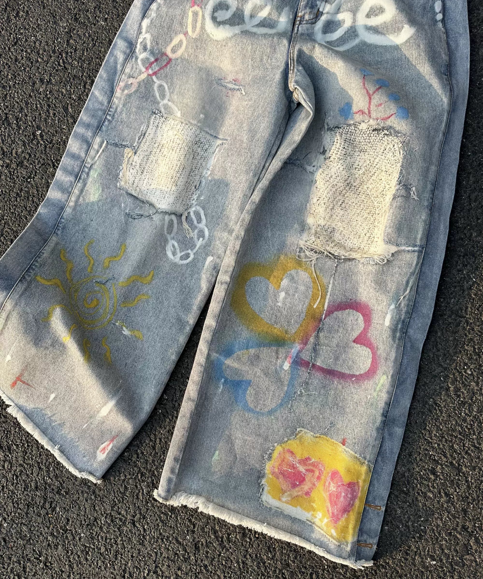 “粉刷匠”| eeee手绘爱心涂鸦重工设计牛仔裤3D破洞印花阔腿裤