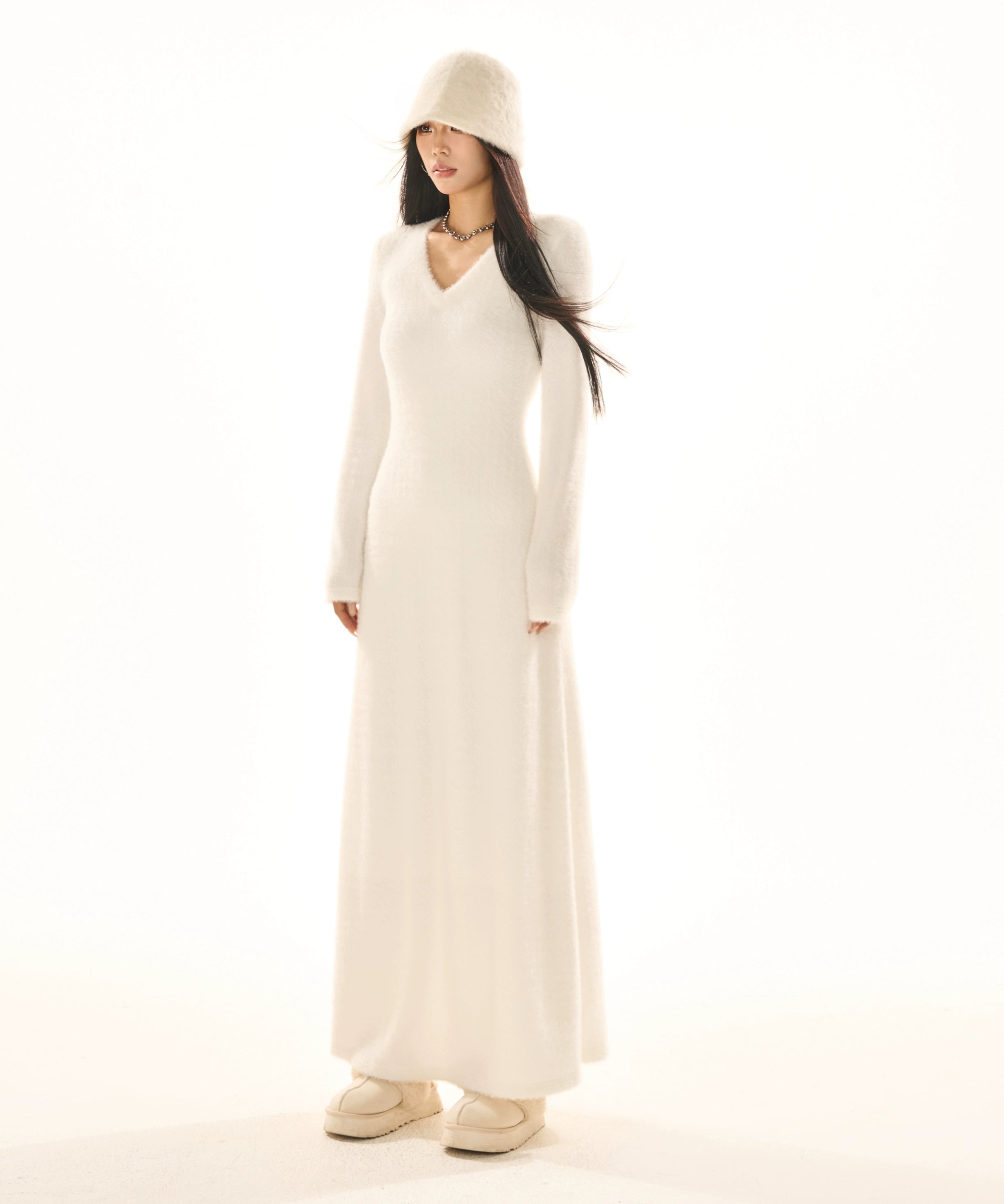 野生zerocircle 黑白色气质v领针织连衣裙女辣妹显瘦修身春季长裙