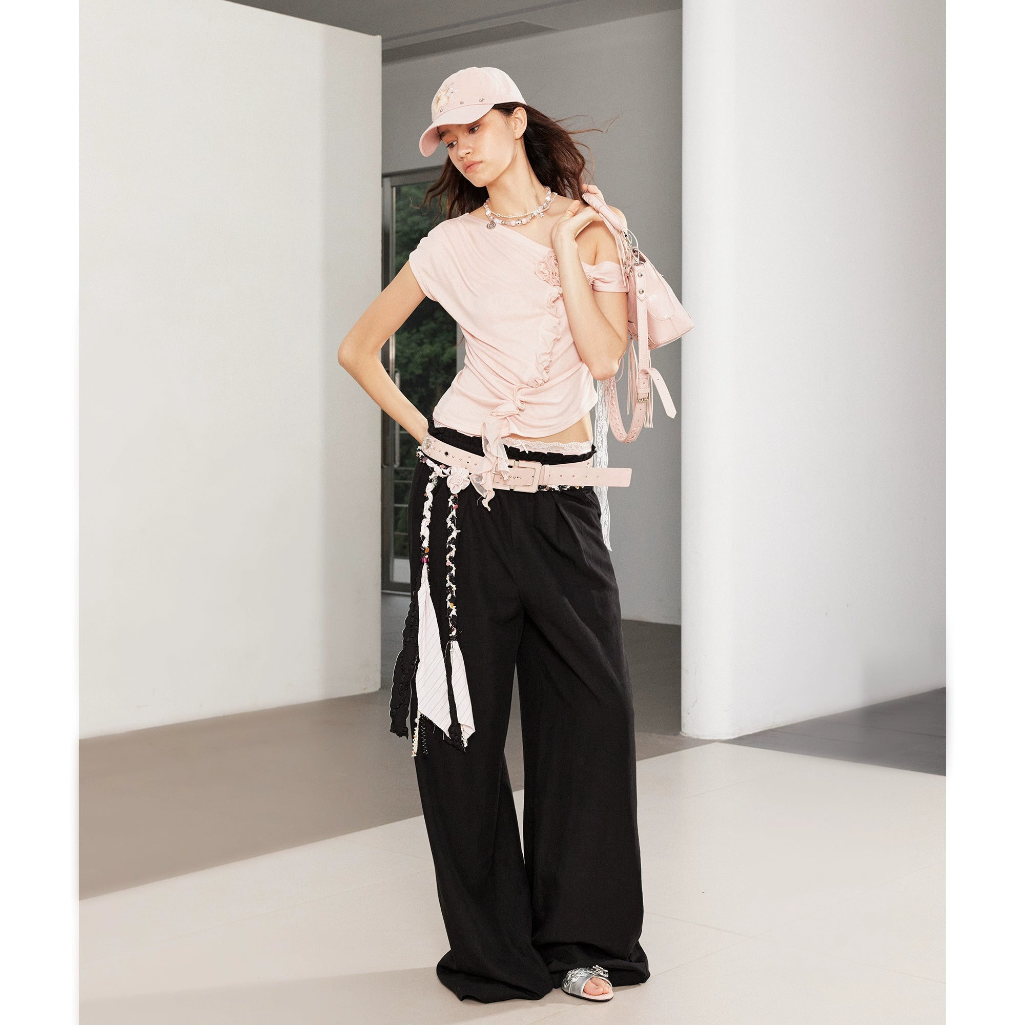 2th Desire不规则荷叶边花朵斜肩上衣女弹力露背绑带设计显瘦T恤