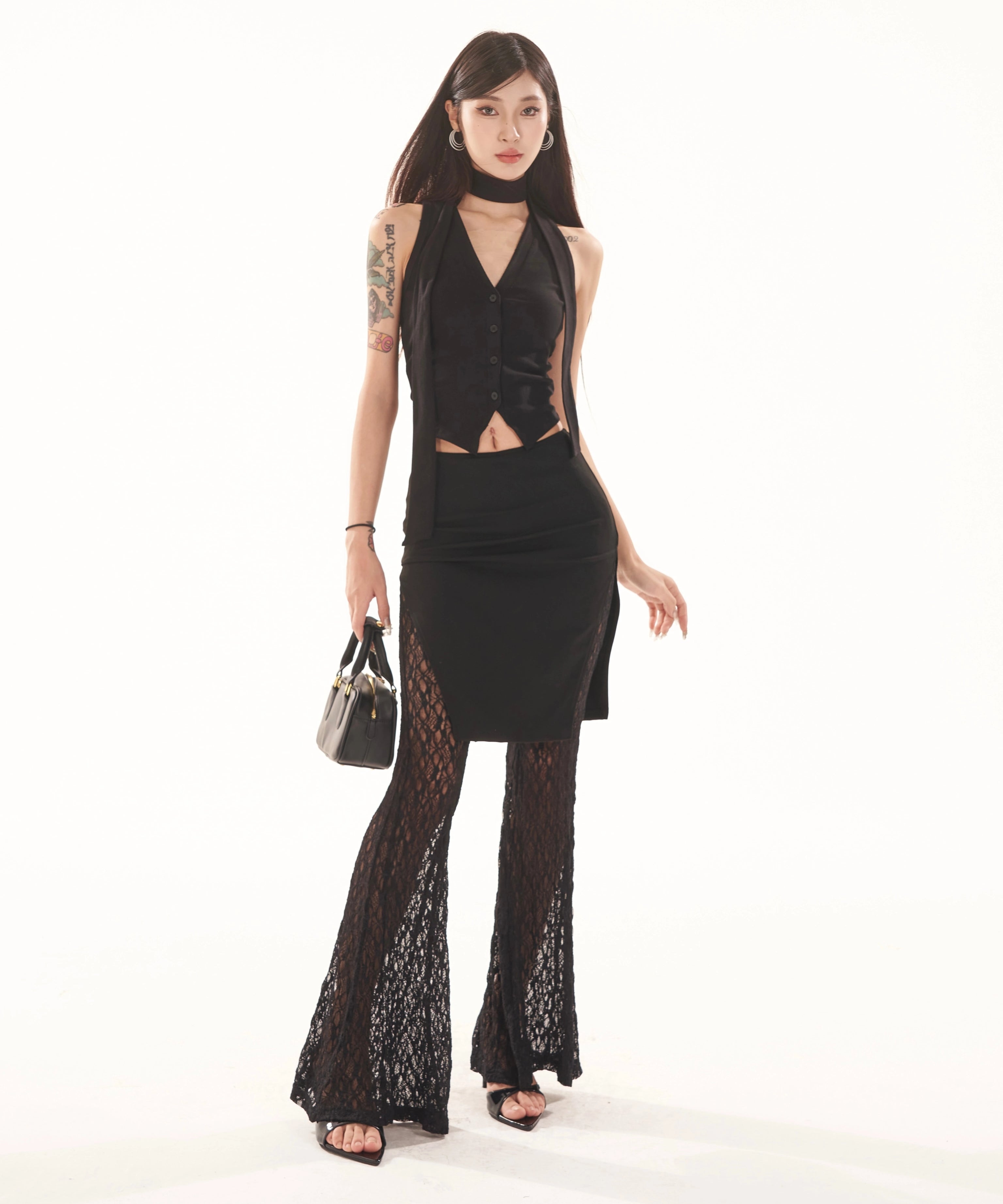 野生zero黑色微喇裤女夏季薄款设计感修身显瘦低腰假两件蕾丝裤子