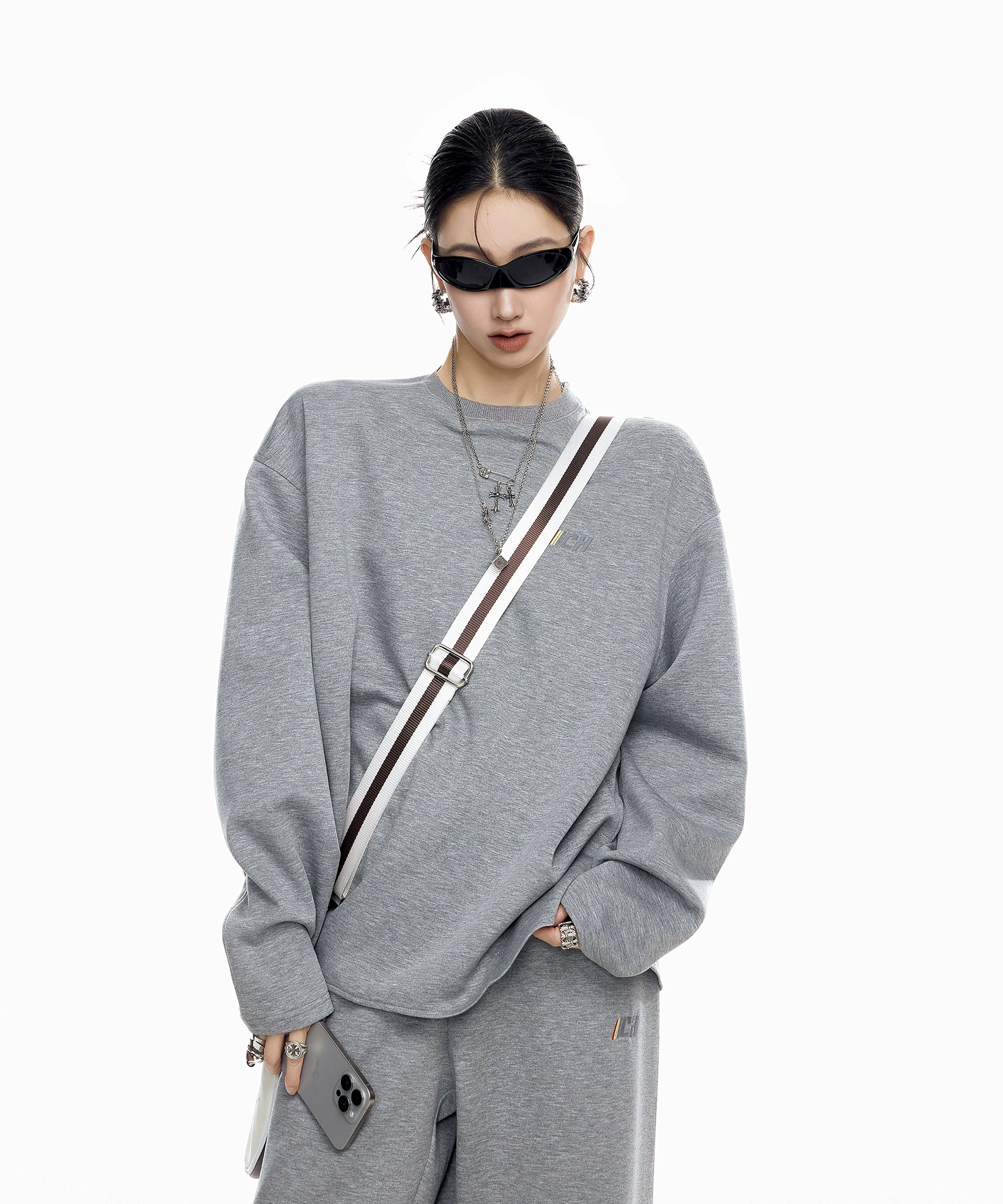 ICH MODE 美式刺绣灰色圆领卫衣女2025新款秋冬复古宽松套头上衣