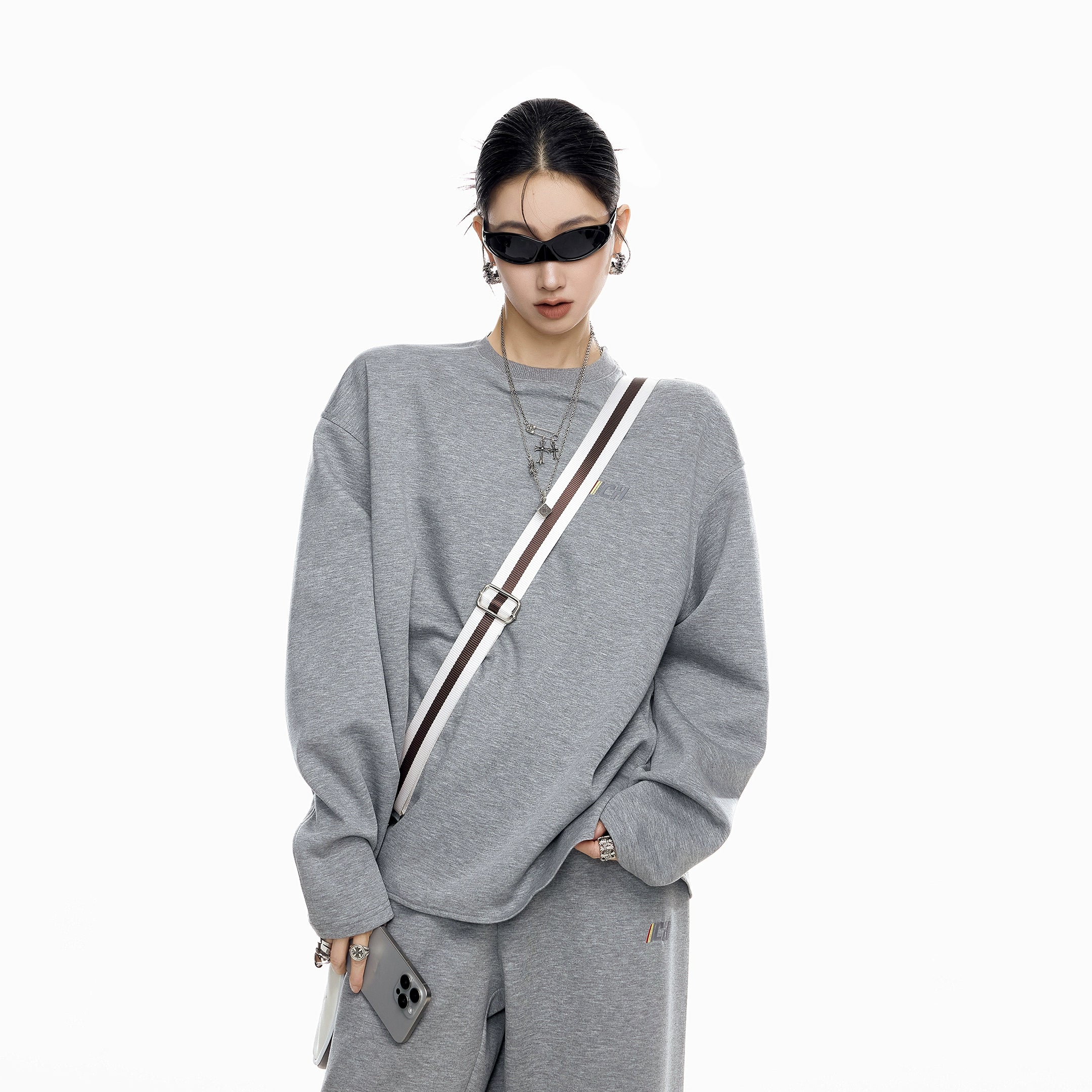 ICH MODE 美式刺绣灰色圆领卫衣女2025新款秋冬复古宽松套头上衣