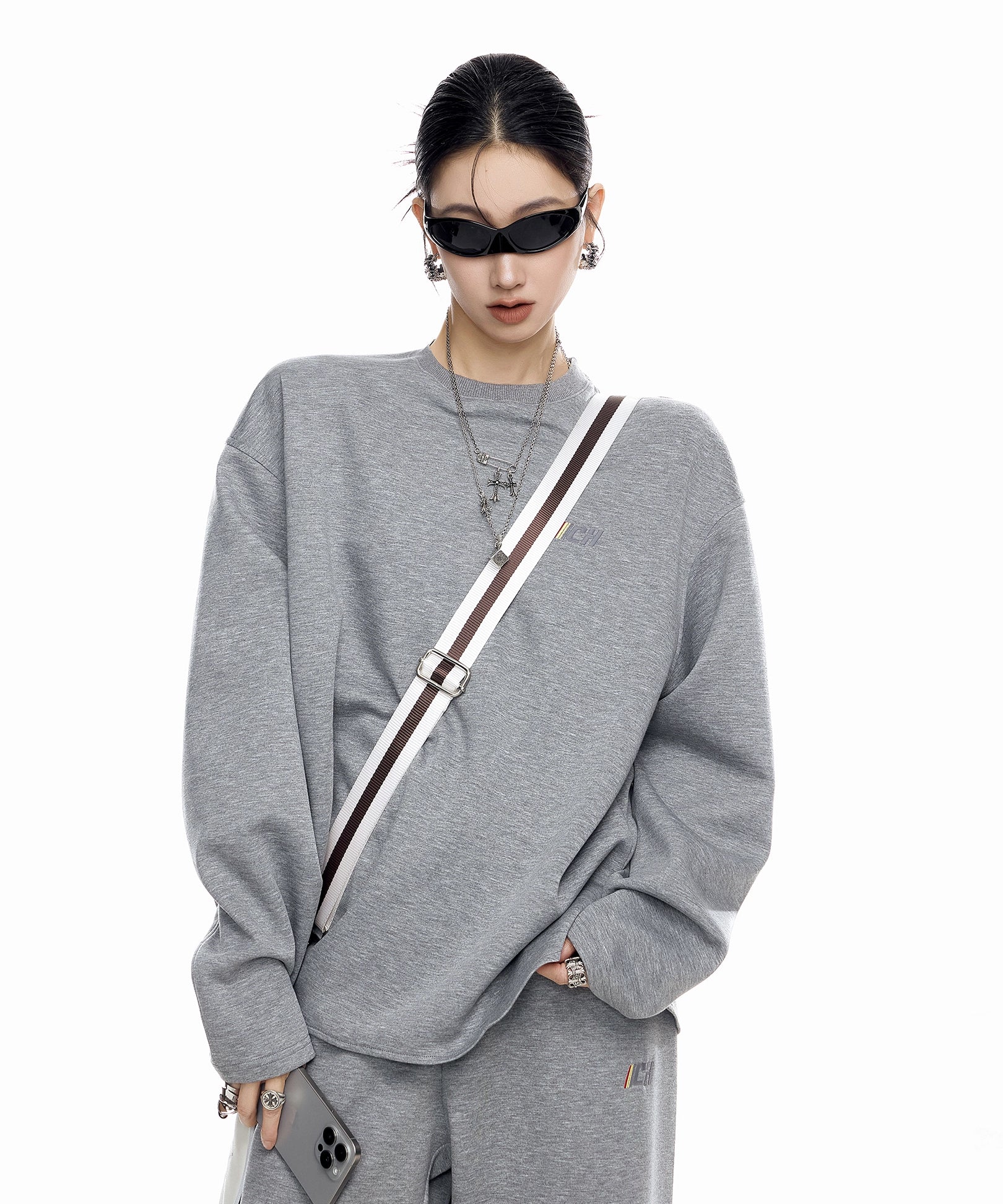 ICH MODE 美式刺绣灰色圆领卫衣女2025新款秋冬复古宽松套头上衣