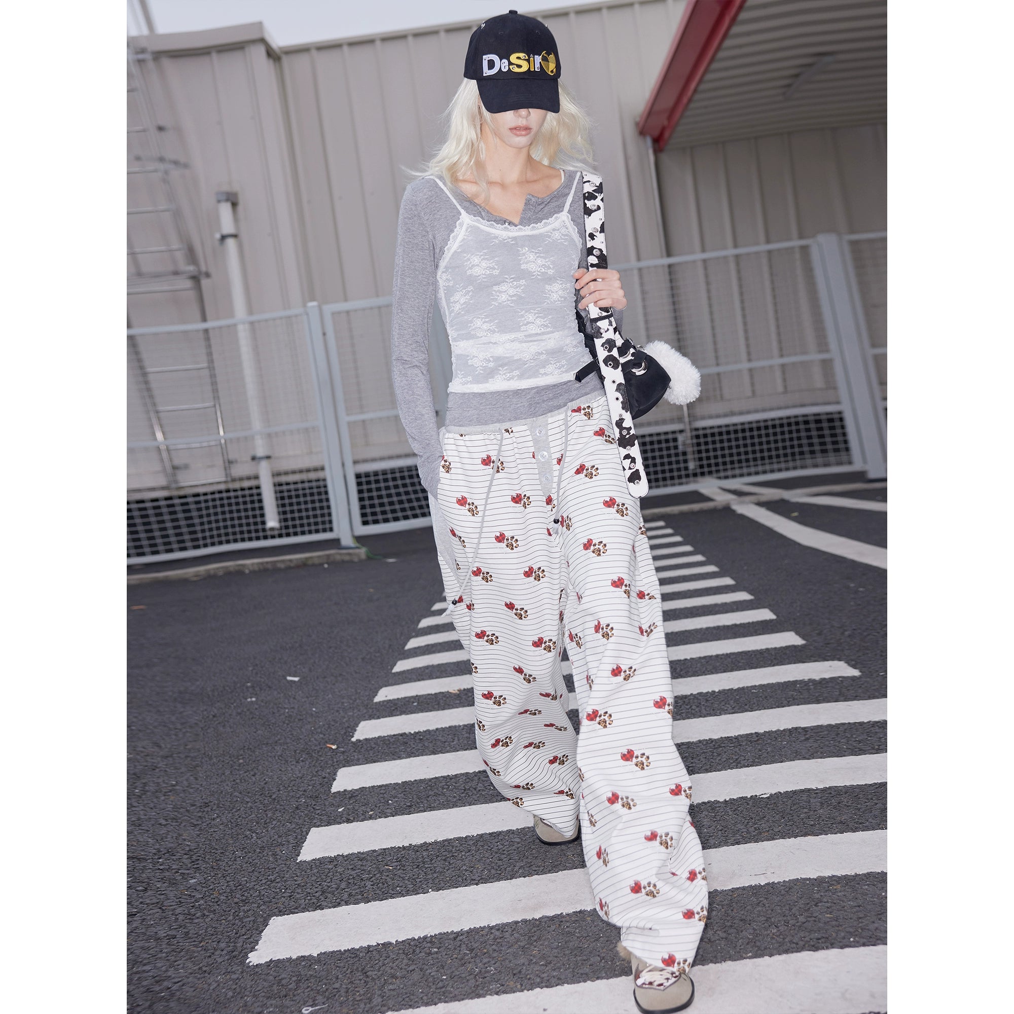 2th Desire莱赛尔定织原创恶魔爱心小狗爪印格纹串珠休闲香蕉裤女