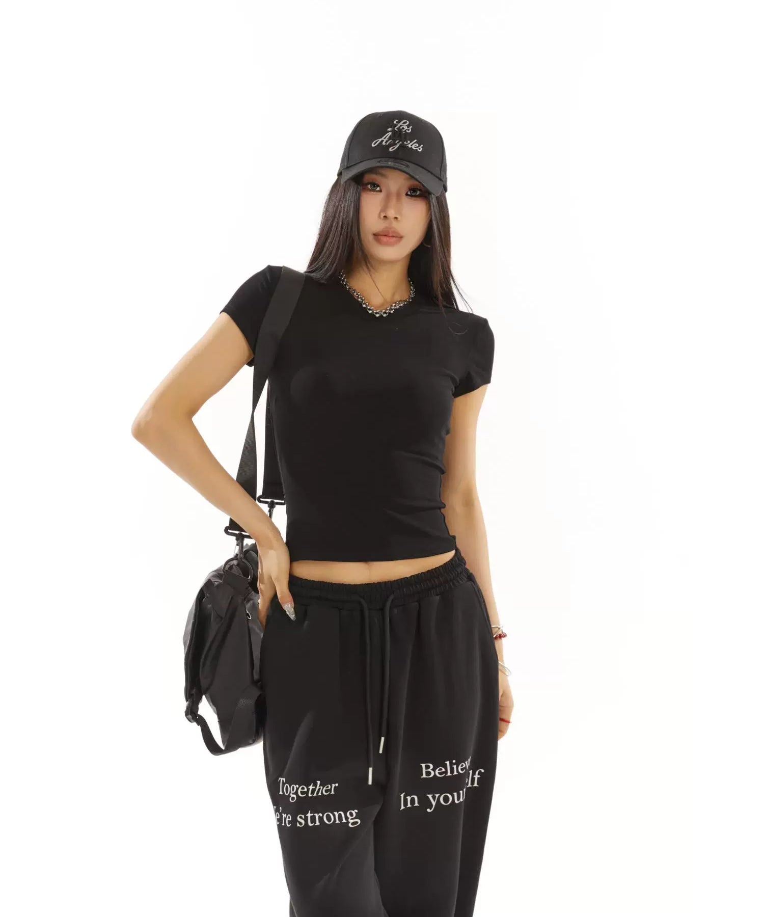 野生zero 白黑灰色正肩短袖t恤女夏季辣妹修身显瘦短款上衣打底衫